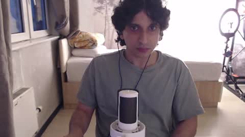 jeuo online show from June 15, 6:22 pm