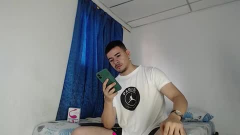 Juan David online show from September 9, 1:43 pm