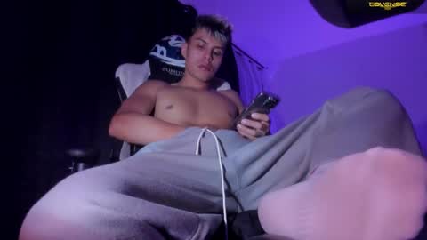 Snapshot of jeyden_camilo chatting on October 24, 2:57 am Jeyden Camilo online show from October 24, 2:57 am