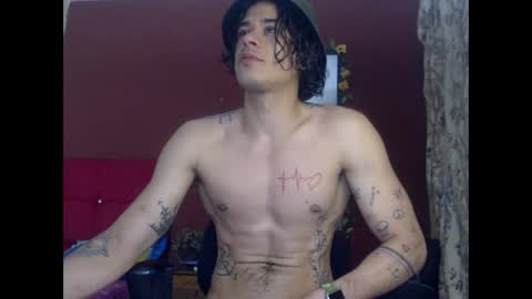 Snapshot of jffer_slhom chatting on October 19, 7:17 pm jffer_slhom online show from October 19, 7:17 pm