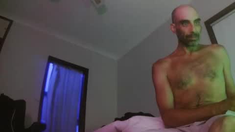 jglarsbel online show from January 16, 11:46 am