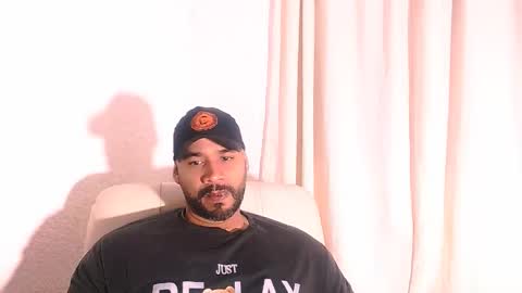 En moreno online show from February 20, 8:27 am