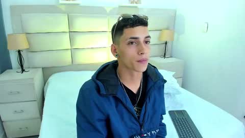 jhoanleandro online show from March 5, 4:24 am