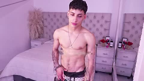 jhoanleandro online show from April 7, 5:51 am