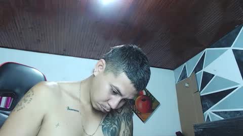 jhon tommy online show from February 25, 1:17 am