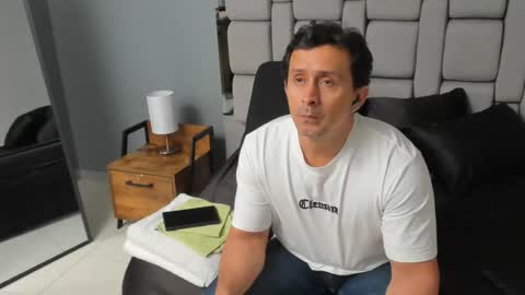 jhonnymonkey online show from March 22, 8:41 am