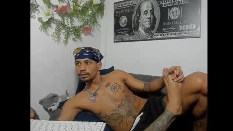 jhonson821 online show from November 14, 2:18 pm