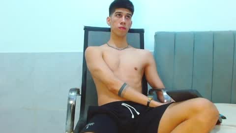 jhony_sex3 online show from April 2, 7:16 am