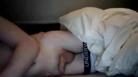 jhorn20 online show from November 30, 7:49 pm