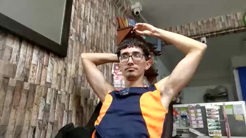 jhosuamoore2 online show from May 12, 10:51 pm