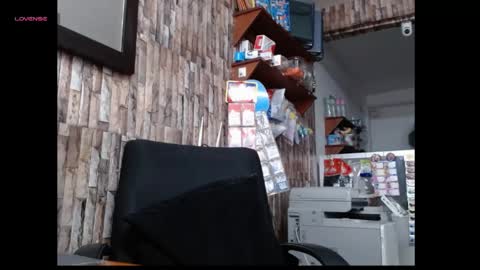 jhosuamoore2 online show from May 21, 9:41 pm
