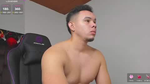 Jhonatan80  online show from March 5, 7:05 am