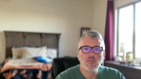 Dad of Three online show from January 5, 4:06 pm