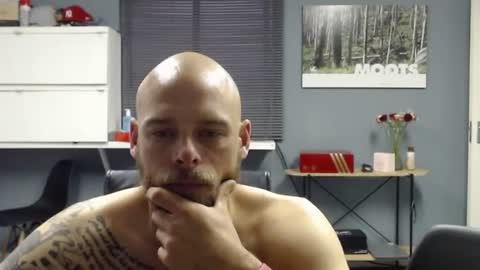 Snapshot of jjameson41 chatting on February 15, 5:09 am JamesJan van Rebel online show from February 15, 5:09 am