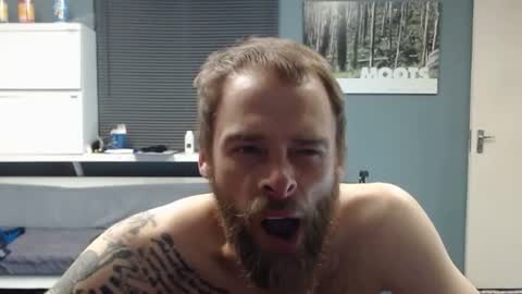 JamesJan van Rebel online show from January 6, 3:10 am