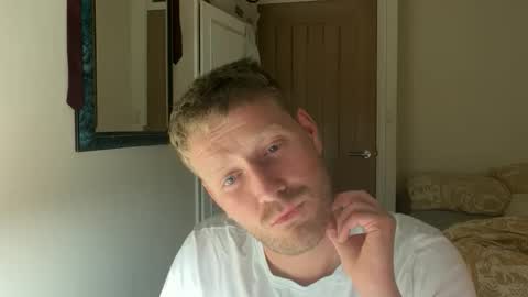 jjjamesxx online show from September 9, 12:21 am