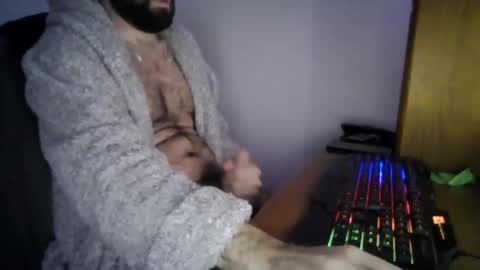 joaodias_18 online show from February 5, 10:22 pm