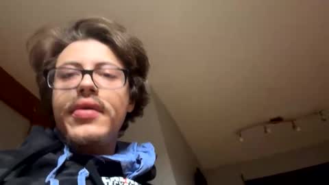 joey_binaa online show from May 9, 1:28 am