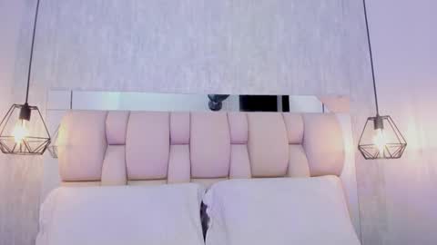 Johan  online show from February 11, 1:16 pm