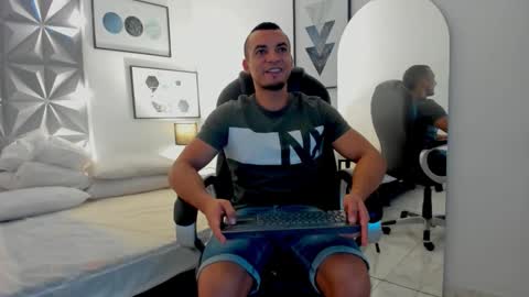 johan online show from December 16, 11:17 am