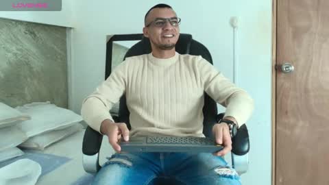 johan online show from December 21, 11:07 am