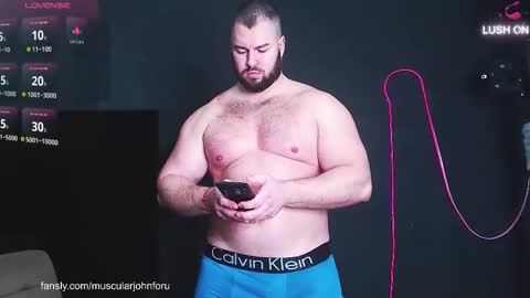 john and kiss online show from February 19, 8:33 am