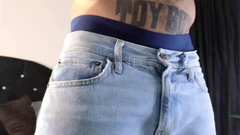 John  online show from October 29, 11:13 am