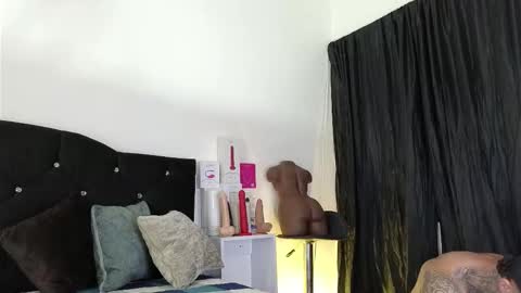 John  online show from September 19, 11:10 am