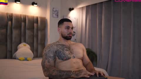 john online show from January 9, 12:27 am