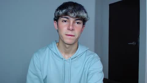 John Vichenso online show from November 28, 11:39 pm