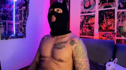 Snapshot of johncarrie chatting on September 17, 4:24 am John carrie Independent Help me reach my goal 100 likes and 10000 followers online show from September 17, 4:24 am