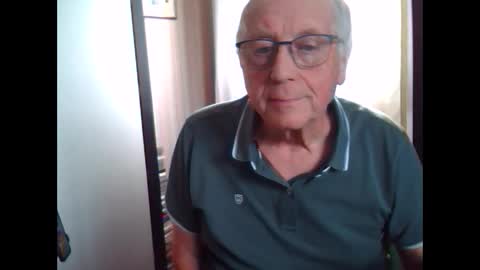 johnjohn6226 online show from September 20, 2:28 pm