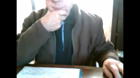 johnjohn6226 online show from October 28, 1:24 pm