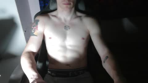 Johnny online show from October 15, 5:20 pm