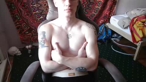 Johnny online show from March 11, 7:04 am