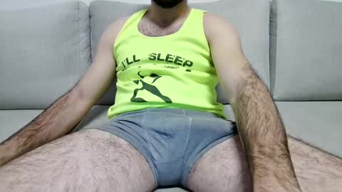 Snapshot of johnny_yaa chatting on February 15, 10:22 pm johnny_yaa online show from February 15, 10:22 pm