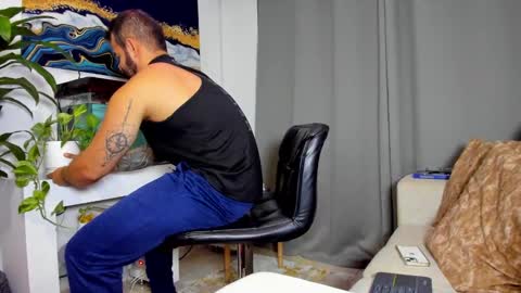 Snapshot of johnnygrayson_ chatting on February 19, 11:46 pm JOHNNY online show from February 19, 11:46 pm