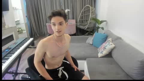 Johnny k. online show from June 27, 5:40 pm