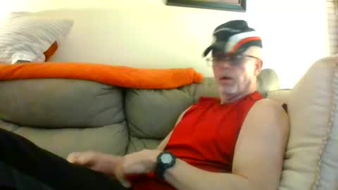 Snapshot of johnnyrocket12345678 chatting on October 26, 2:24 am johnnyrocket12345678 online show from October 26, 2:24 am
