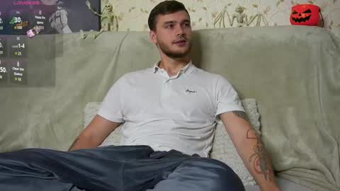 John online show from October 6, 6:34 pm