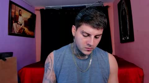 Johny online show from December 3, 6:19 am