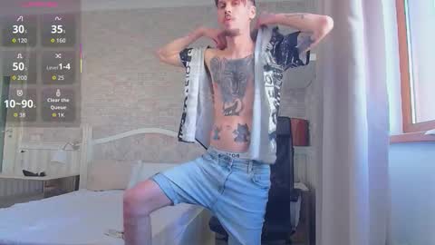 Snapshot of jonahshaw chatting on September 22, 6:57 am JonahShaw online show from September 22, 6:57 am