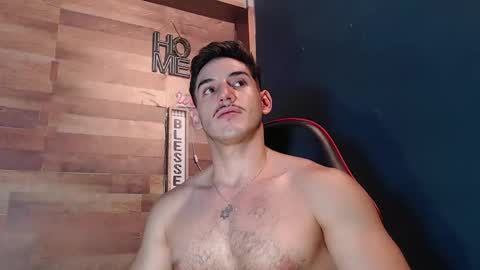 jonathancast08 online show from November 12, 1:44 am