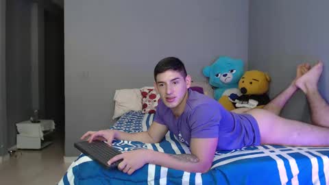 jonathancast08 online show from January 20, 3:07 pm