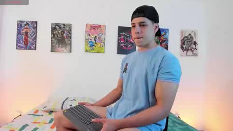 Instagram jonathanfit14 online show from March 24, 9:51 pm