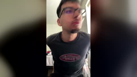 jonax11_ online show from April 10, 3:41 pm