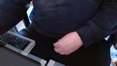 Snapshot of joncpics chatting on March 7, 9:27 pm joncpics online show from March 7, 9:27 pm