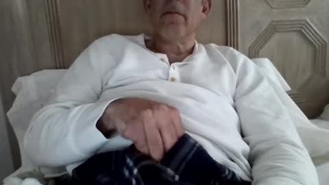 John loves pussy online show from April 19, 3:33 pm