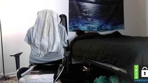 JonnyDieston online show from May 2, 3:26 pm