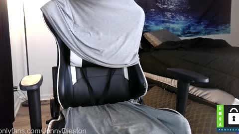 JonnyDieston online show from May 30, 3:45 pm